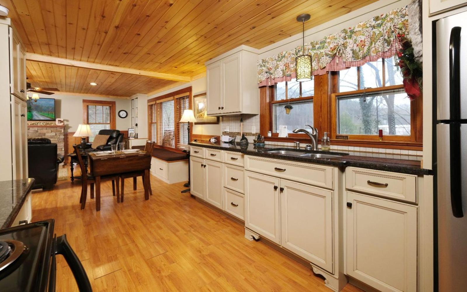 Karens Cozy Cottage Gatlinburg Eksteriør bilde